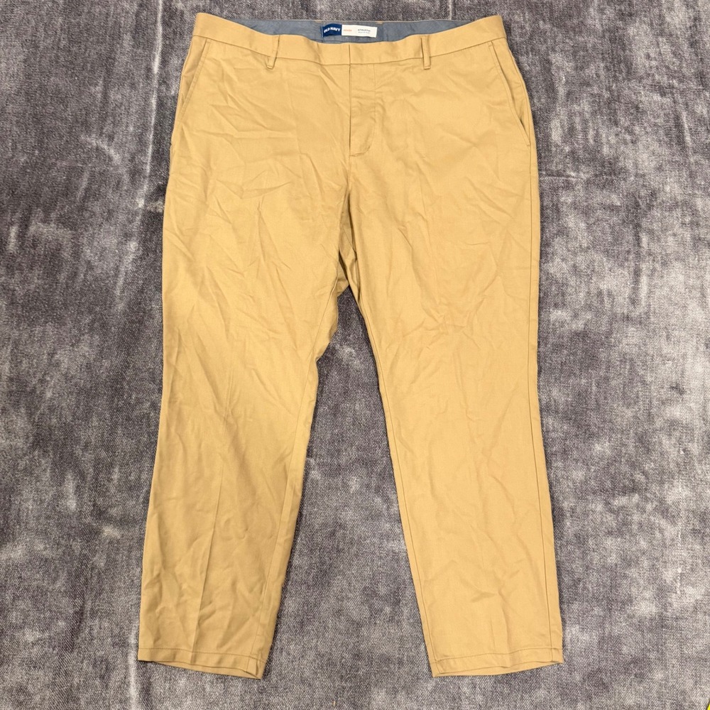 Old Navy Athletic Built-In Flex Chino Pants Mens 42x30 Khaki Tan NWT 805051-00-1